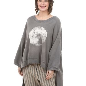 💥SOLD💥Magnolia Pearl FRANCIS OZZY MOON sweatshirt🔥Huge Bundle Sale🔥